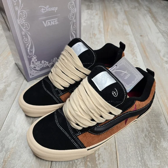 ☆【VANS x DISNEY】☆KNU SKOOL DISNEY 100 SCA.R☆22-29cm☆ Vans x Disney 100th Scar Knu Skool Skate Sneakers Shoes